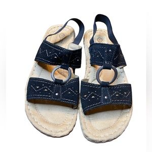 Women's Earth Spirit Sandles  Size 9.5